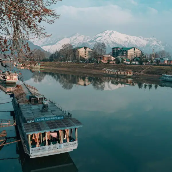 Golden Triangle & Kashmir Paradise Tour - India