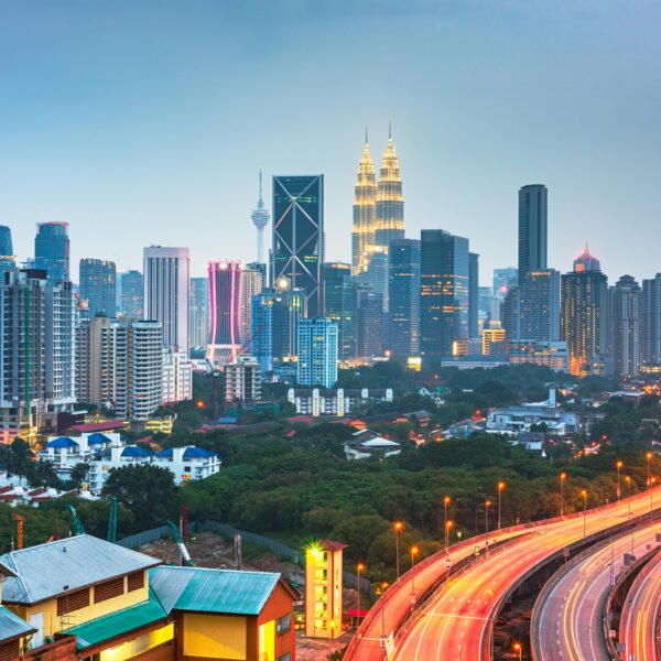 Kuala Lumpur, Malaysia park and skyline